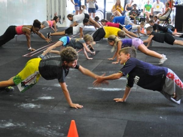 Cours cross training en salle | Dynamite Moov